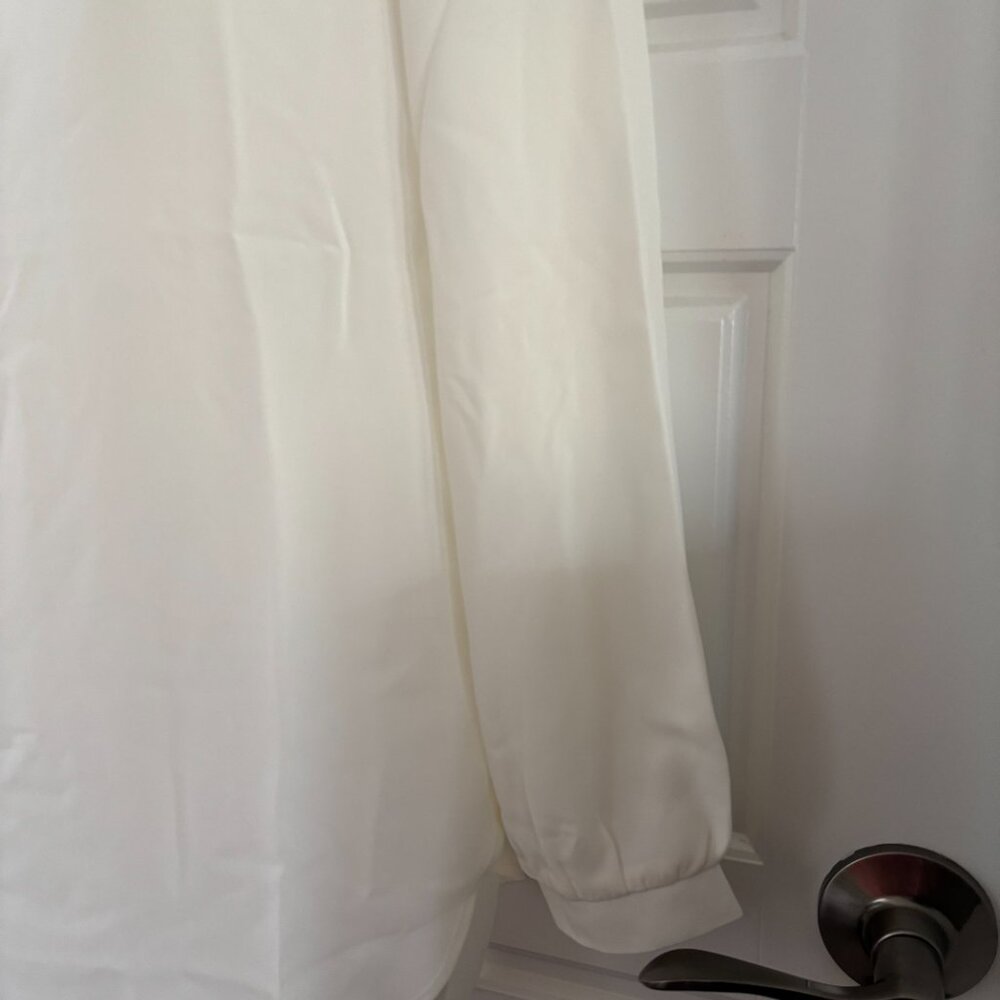 Revolve Three Eighty Two Beckette Split Blouse Iv… - image 2